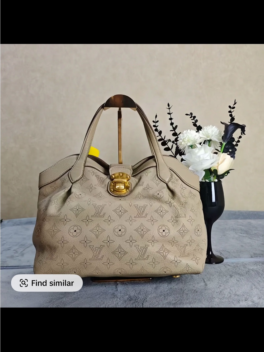 Louis Vuitton Mahina Cirrus Leather Tote Handbag with Gold Hardware